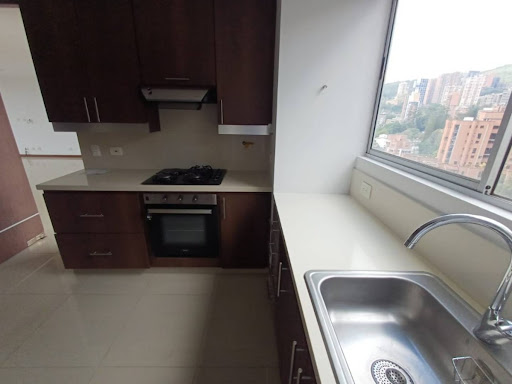 Apartamento en arriendo en Vizcaya, Medellín · foto 6 de 24