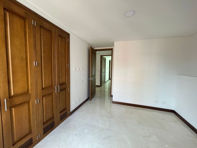 Apartamento de 3 alcobas en arriendo en Laureles, Medellín, 148 m² · foto 10 de 20