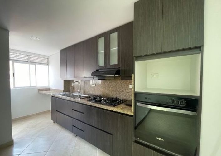 Apartamento de 3 alcobas en arriendo en Laureles, Medellín, 148 m² · foto 14 de 20
