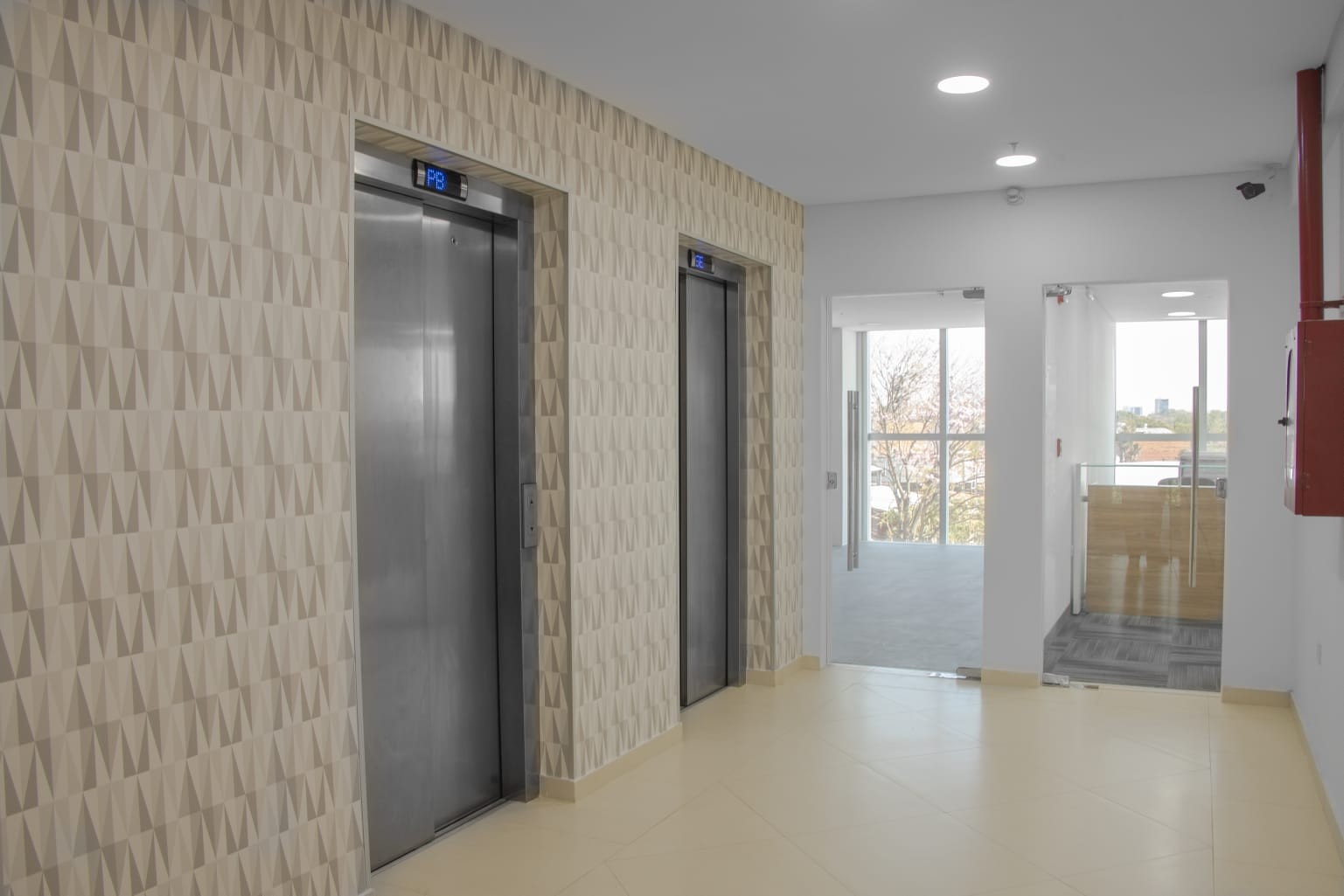 Oficina en alquiler en Recoleta, Asunción — foto 2