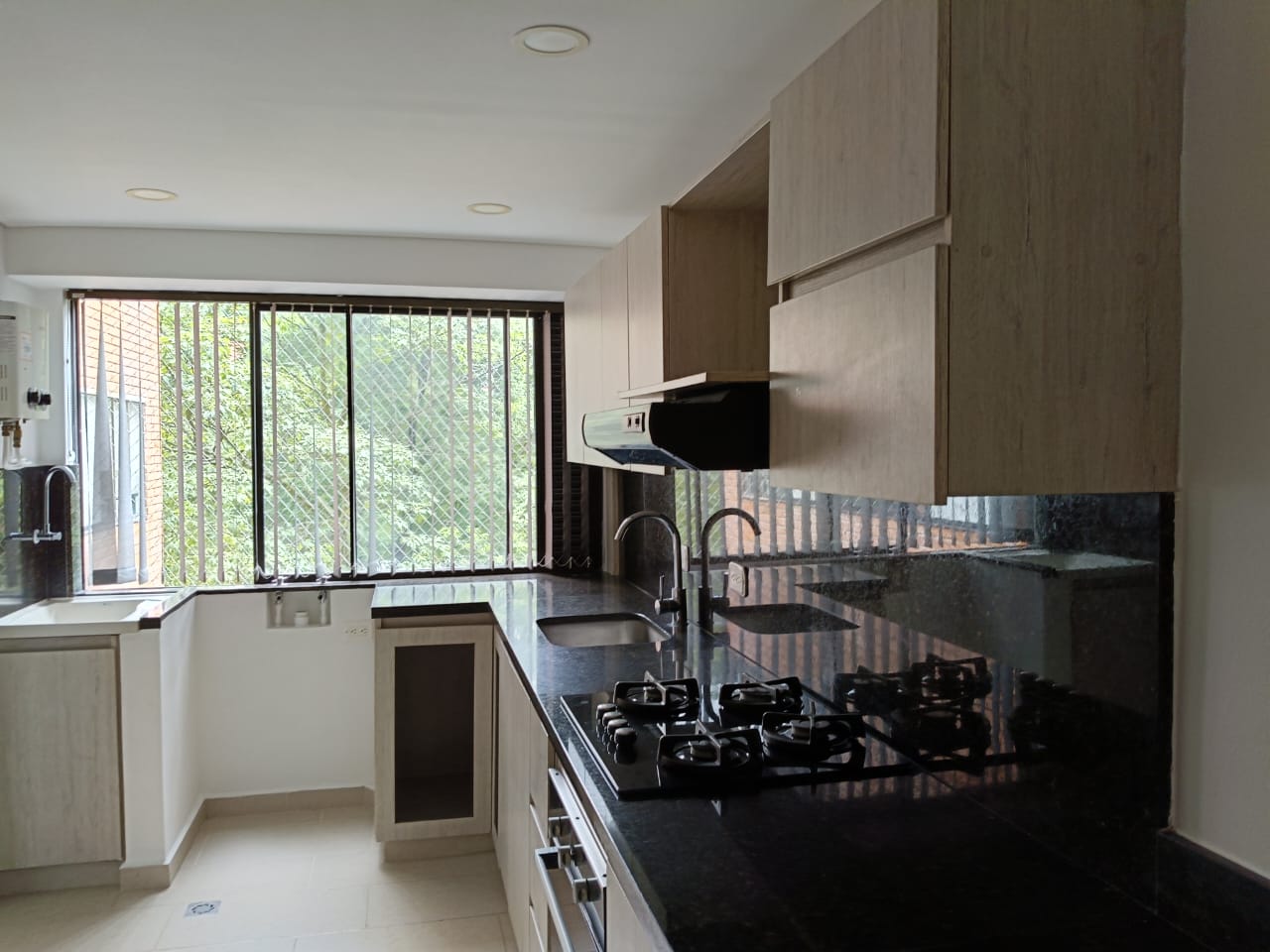 Apartamento en arriendo en Vizcaya, Medellín · foto 5 de 19