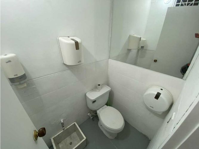 Local en arriendo en Cumbres, Envigado, 170 m² · foto 13 de 19