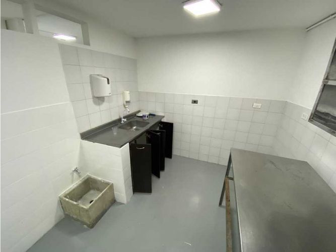 Local en arriendo en Cumbres, Envigado, 170 m² · foto 19 de 19