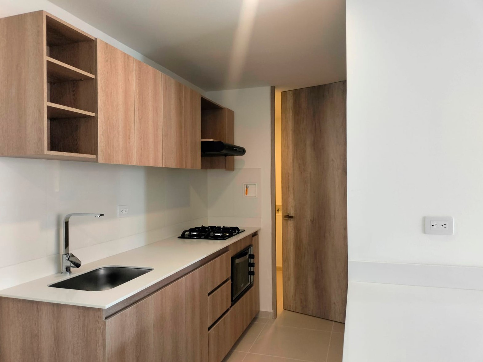 Apartamento en venta en El Poblado, Medellín · foto 5 de 18
