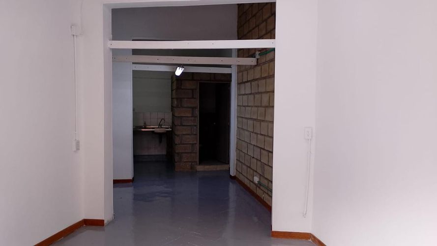 Local en arriendo en Buenos Aires, Medellín, 20 m² · foto 4 de 4
