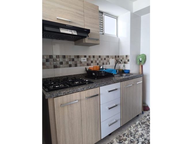 Apartamento de 2 alcobas en venta en Chapinero, Bucaramanga, 44 m² · foto 7 de 14