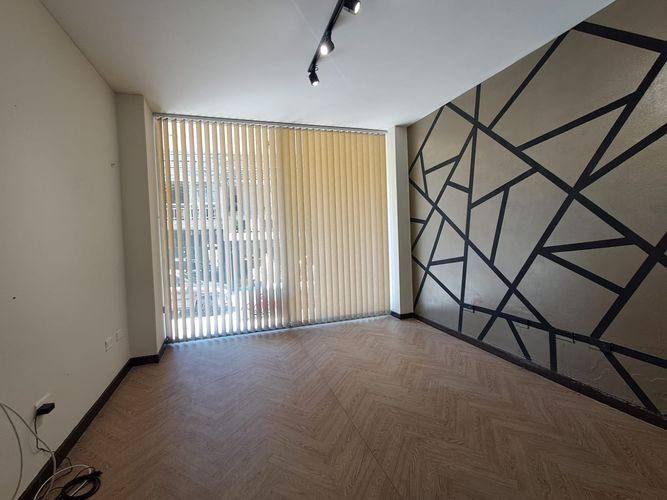 Oficina en arriendo en Sector Lago Uribe, Pereira, 17 m² · foto 6 de 10