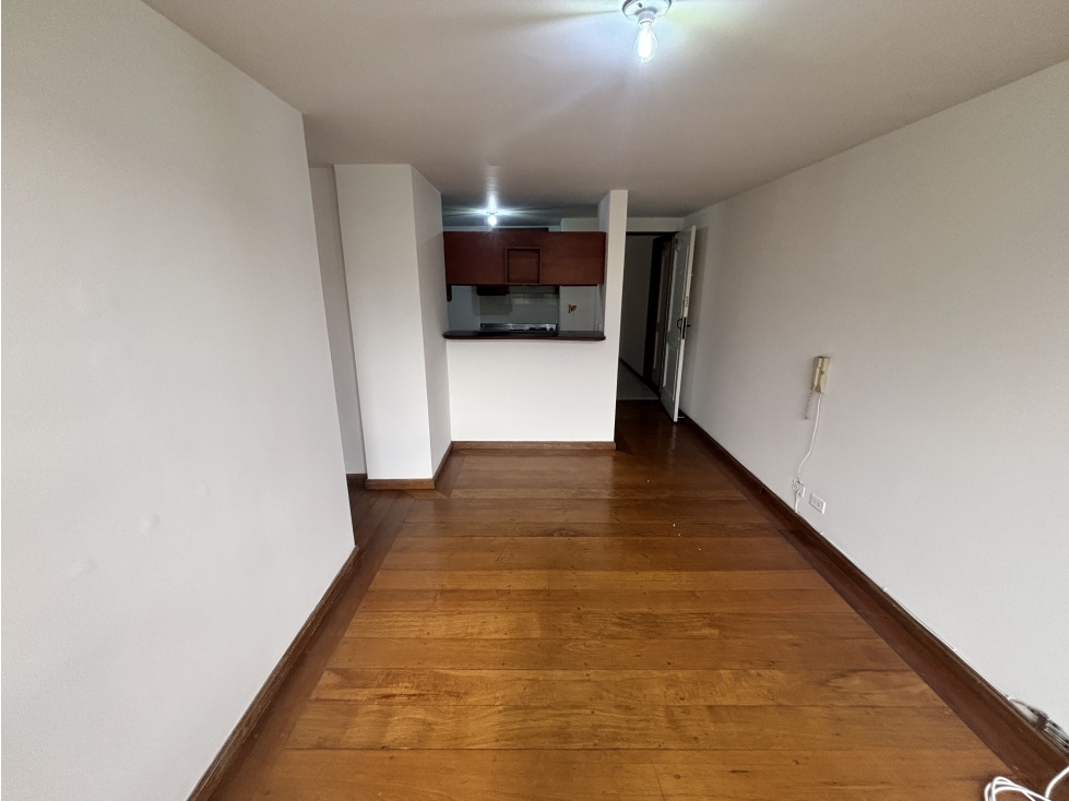 Apartamento en venta en El Poblado, Medellín · foto 2 de 13