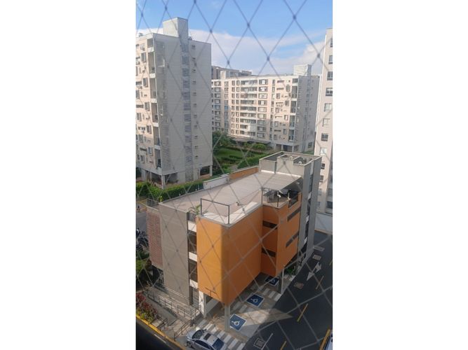 Apartaestudio en venta en La Flora, Cali, 40 m² · foto 13 de 24