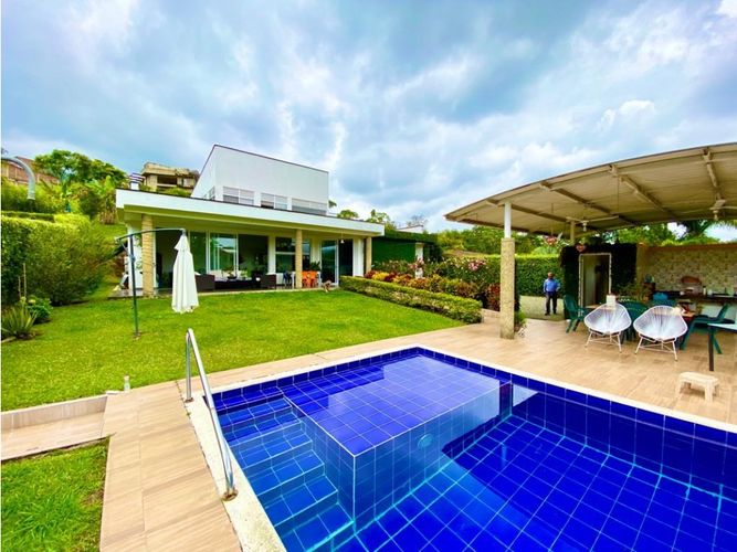 Casa de 4 alcobas en venta en Verde Horizonte, Jamundí, 434 m² · foto 4 de 20
