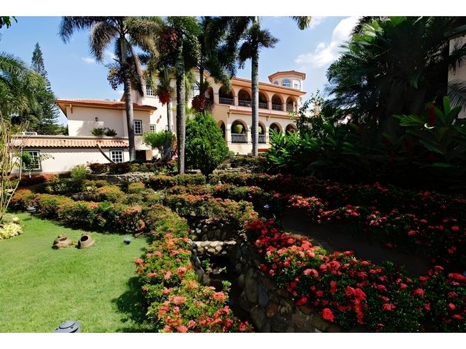 Casa en venta en Ciudad Jardin, Cali · foto 23 de 24