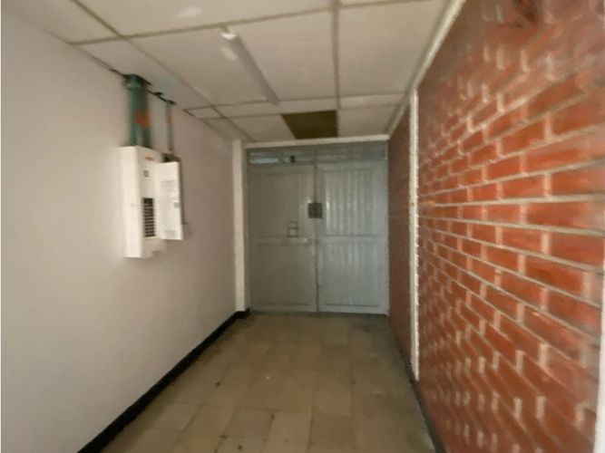 Bodega en arriendo en San Pedro, Cali, 755 m² · foto 4 de 24