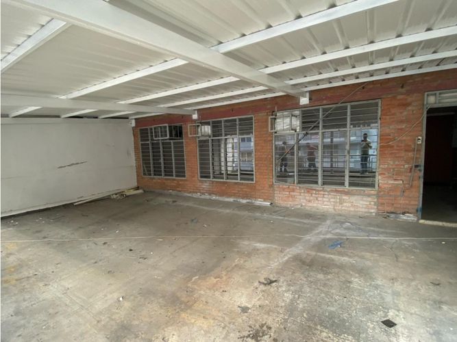 Bodega en arriendo en San Pedro, Cali, 755 m² · foto 16 de 24
