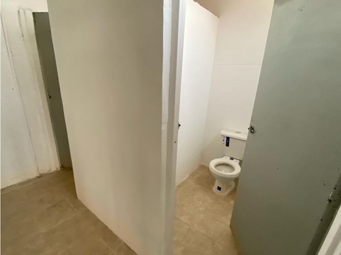 Bodega en arriendo en San Pedro, Cali, 755 m² · foto 23 de 24