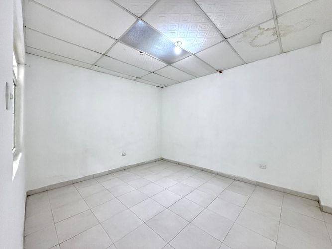 Local en arriendo en C. Comercial La 14, Terminal De Transporte, Pereira, 146 m² · foto 5 de 14