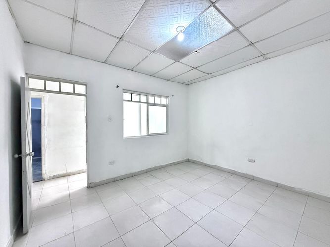 Local en arriendo en C. Comercial La 14, Terminal De Transporte, Pereira, 146 m² · foto 6 de 14