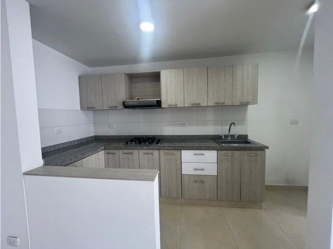 Apartaestudio en venta en La Macarena, Dosquebradas, 45 m² · foto 3 de 10