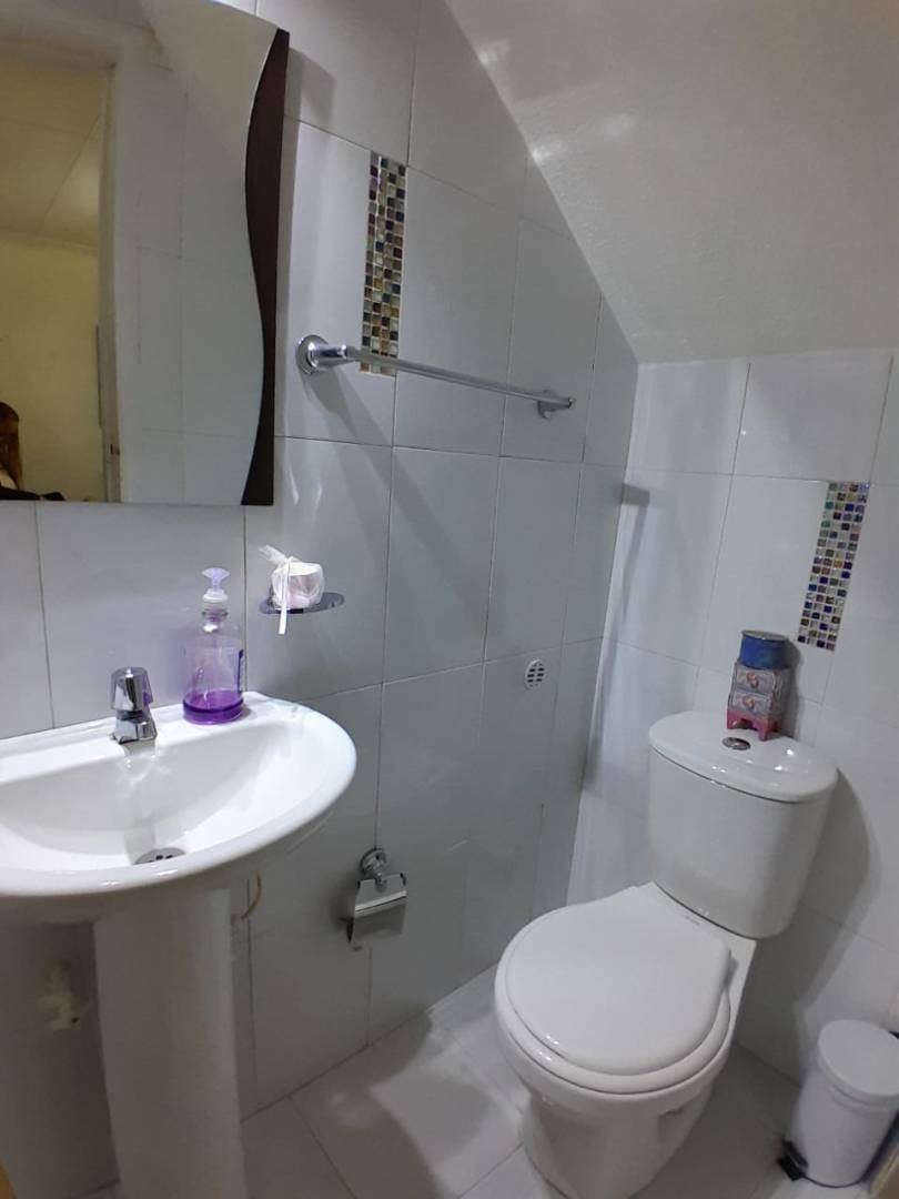 Casa en venta en Normandia, Bogotá · foto 17 de 24