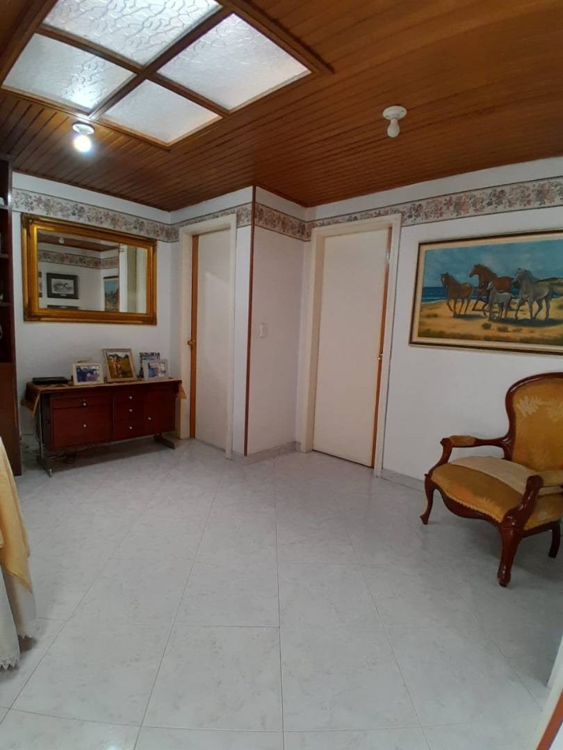 Casa en venta en Normandia, Bogotá · foto 19 de 24
