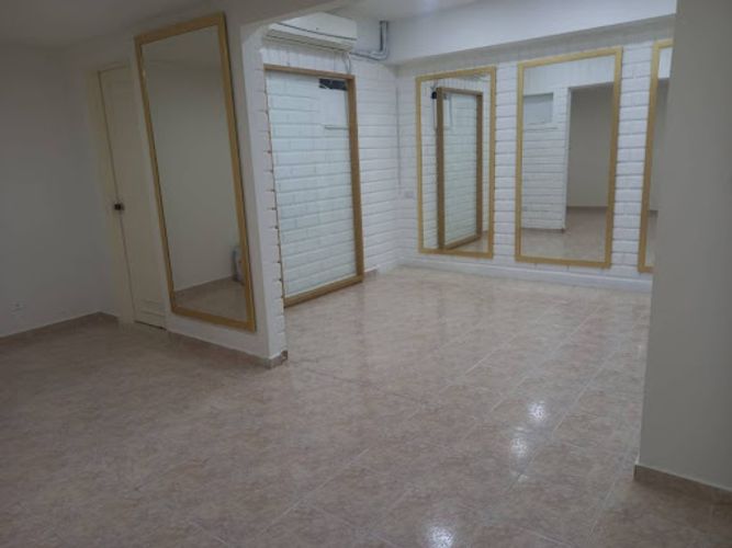 Oficina en arriendo en Centro Administrativo, Medellín, 30 m² · foto 3 de 10