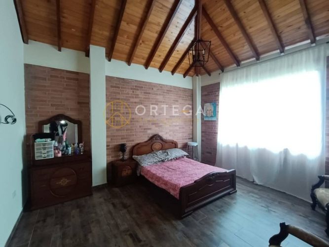 Casa de 3 alcobas en venta en Ruitoque, Piedecuesta, 280 m² · foto 16 de 24