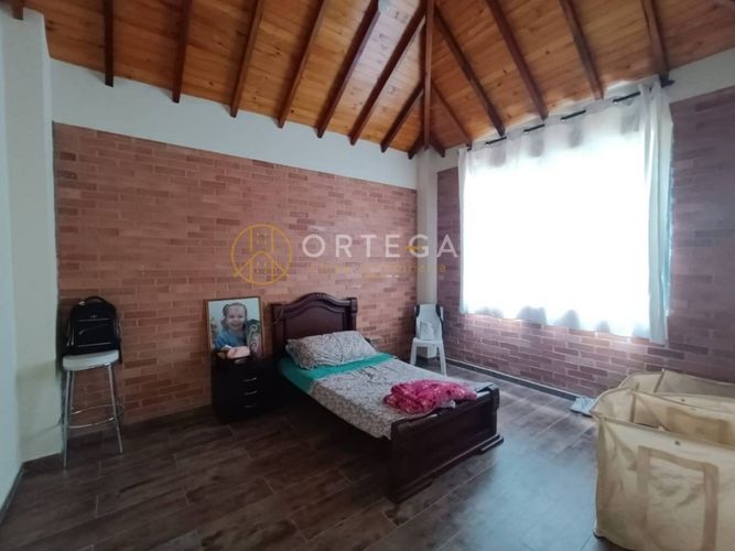 Casa de 3 alcobas en venta en Ruitoque, Piedecuesta, 280 m² · foto 24 de 24