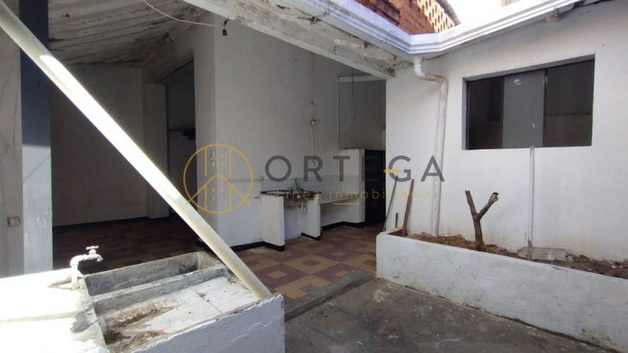 Casa de 4 alcobas en venta en Garcia Rovira, Bucaramanga, 210 m² · foto 3 de 10