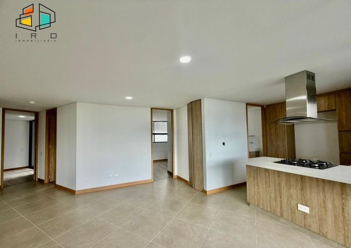 Apartamento de 3 alcobas en venta en Asomadera No.2, Medellín, 100 m² · foto 11 de 24