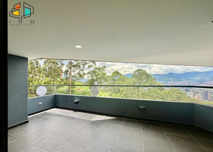 Apartamento de 3 alcobas en venta en Asomadera No.2, Medellín, 100 m² · foto 8 de 24