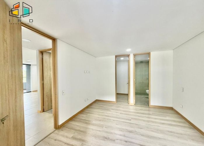 Apartamento de 3 alcobas en venta en Asomadera No.2, Medellín, 100 m² · foto 20 de 24