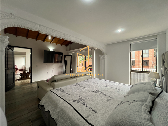 Casa de 3 alcobas en venta en Loma Benedictinos, Envigado, 340 m² · foto 12 de 22