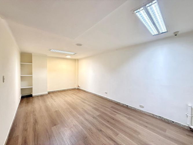 Local en arriendo en Avenida 30 De Agosto, Pereira, 160 m² · foto 11 de 13