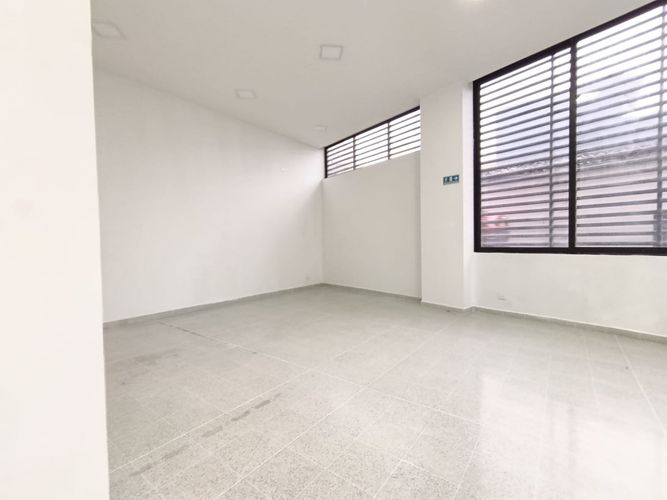 Local en arriendo en El Carmen De Viboral, El Carmen de Viboral, 160 m² · foto 2 de 13