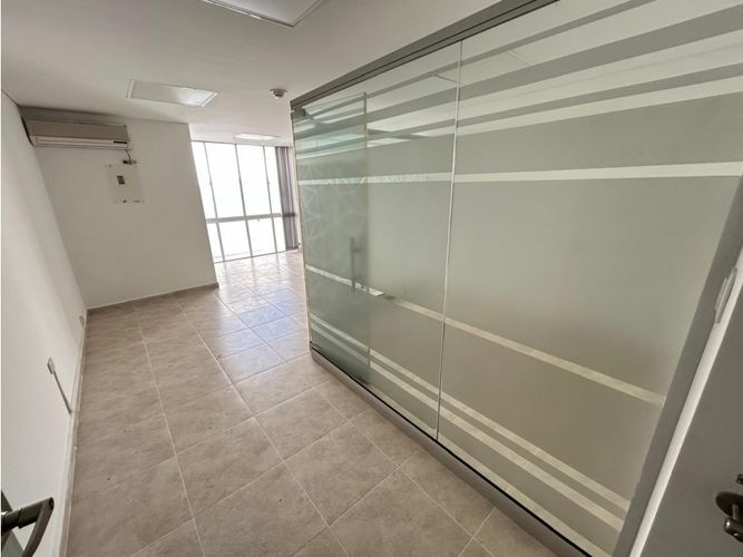 Oficina en arriendo en Garcia Rovira, Bucaramanga, 27 m² · foto 5 de 17