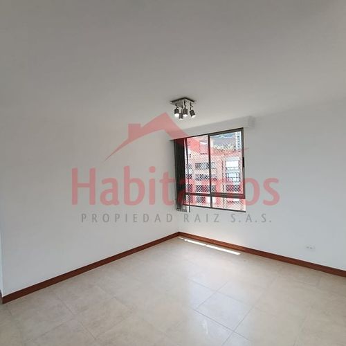 Apartamento de 3 alcobas en arriendo en El Tesoro, Medellín, 140 m² · foto 8 de 24