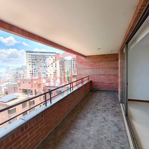 Apartamento de 3 alcobas en arriendo en El Tesoro, Medellín, 140 m² · foto 13 de 24