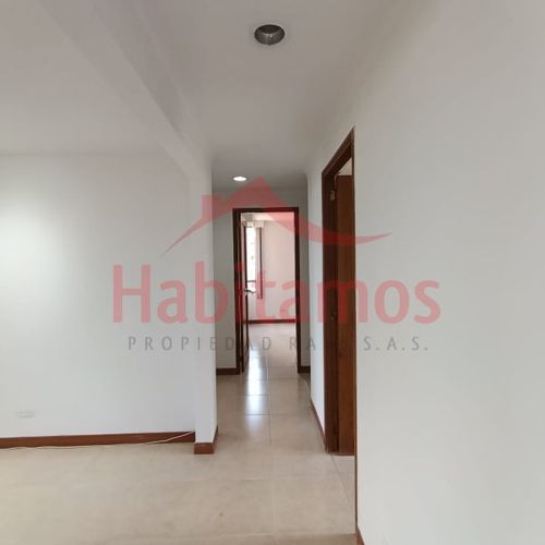 Apartamento de 3 alcobas en arriendo en El Tesoro, Medellín, 140 m² · foto 15 de 24