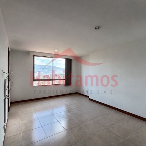 Apartamento de 3 alcobas en arriendo en El Tesoro, Medellín, 140 m² · foto 22 de 24