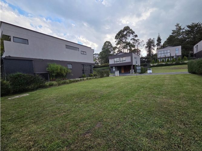 Lote en venta en Llano Grande, Rionegro, 280 m² · foto 5 de 5