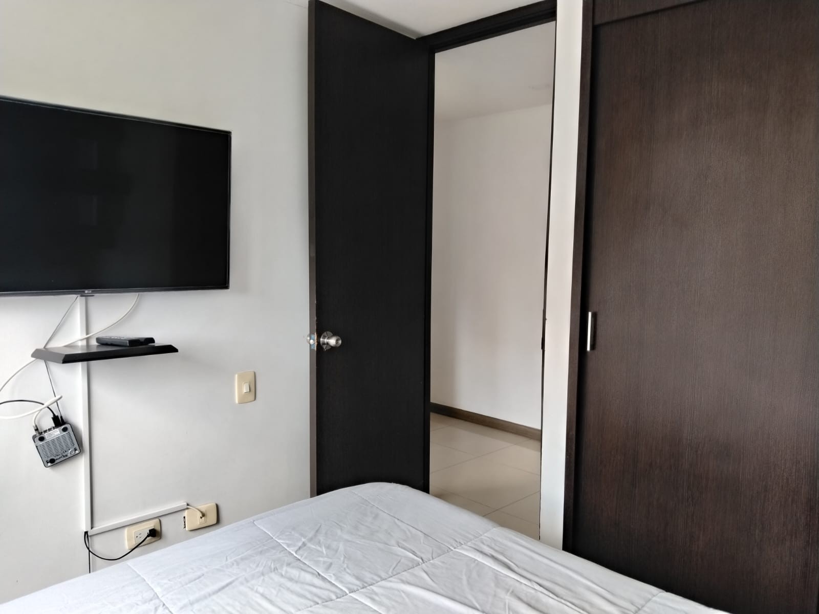 Apartamento en arriendo en El Poblado, Medellín · foto 13 de 19