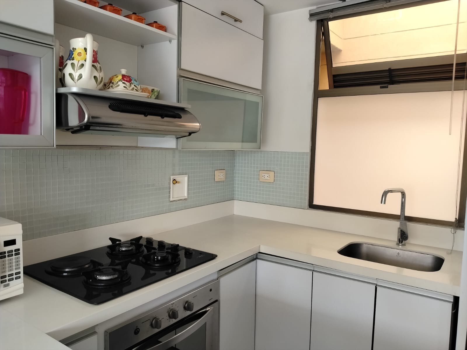 Apartamento en arriendo en El Poblado, Medellín · foto 5 de 19