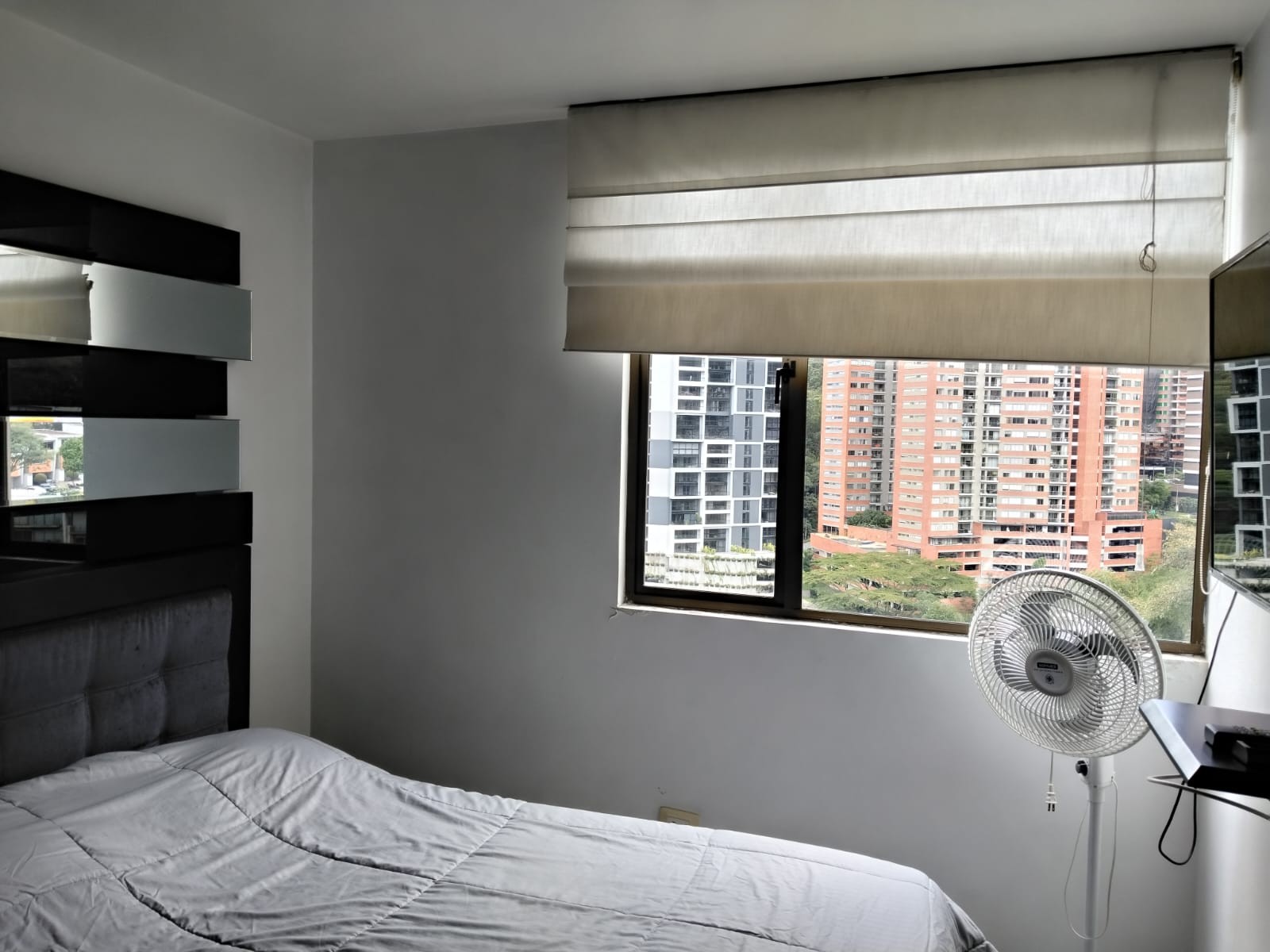 Apartamento en arriendo en El Poblado, Medellín · foto 16 de 19
