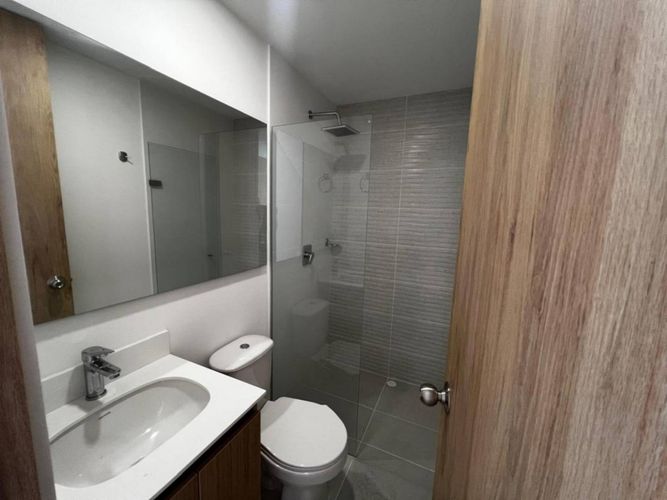 Apartamento de 3 alcobas en arriendo en Loma De La Doctora, Sabaneta, 65 m² · foto 3 de 13