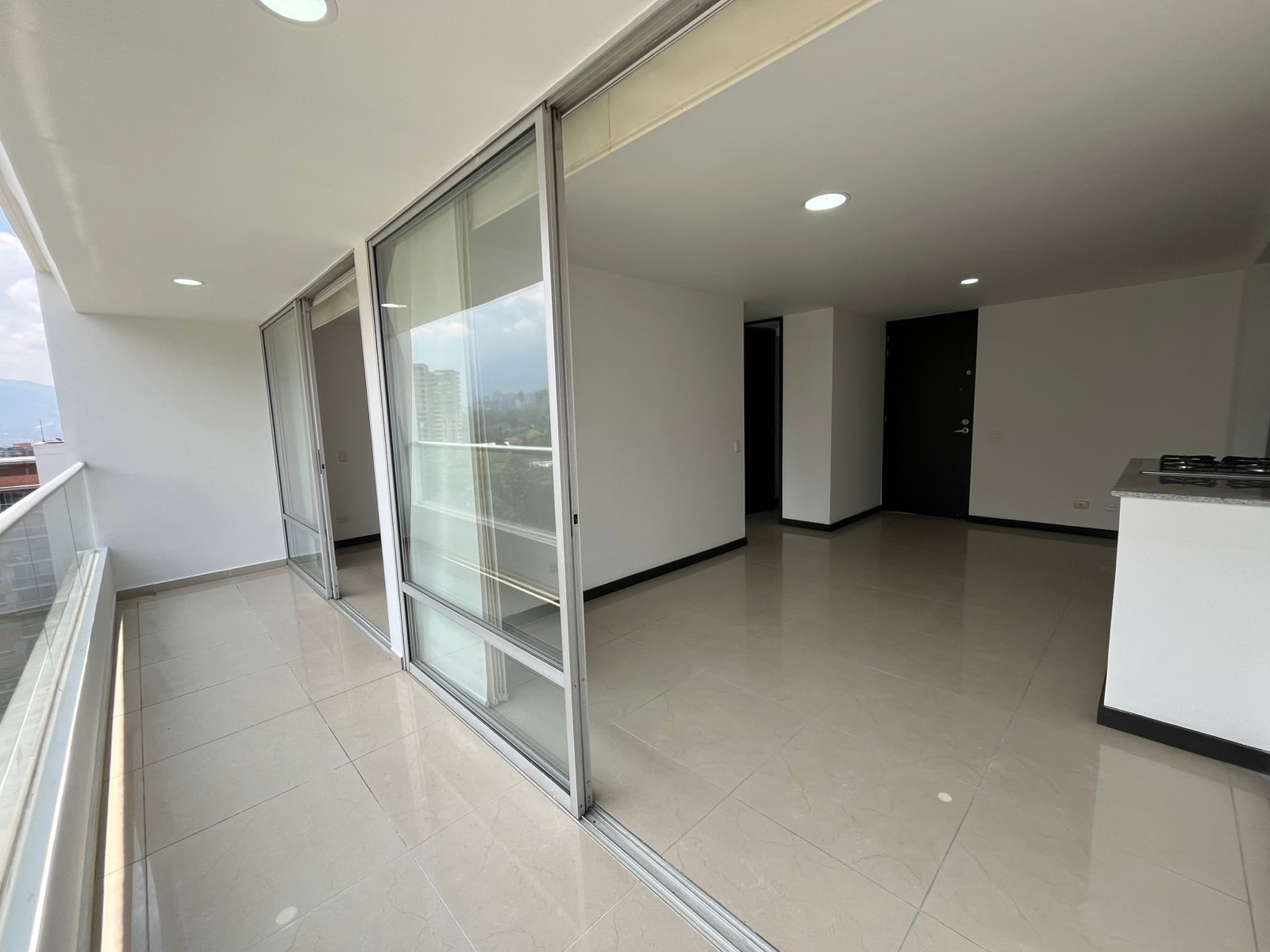 1BR Apartment in El Poblado (60 m²)