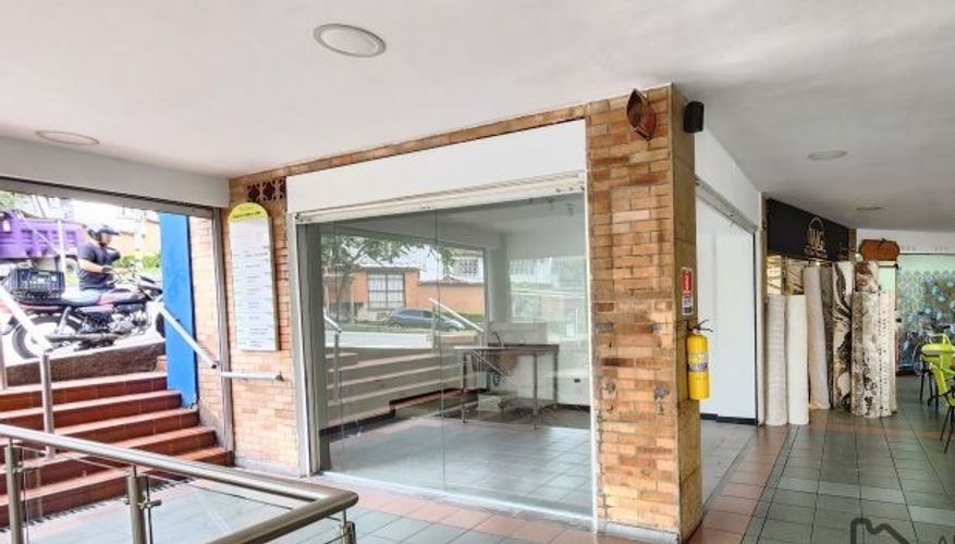 Local en arriendo en Loma Del Escobero, Envigado, 17 m² · foto 4 de 8