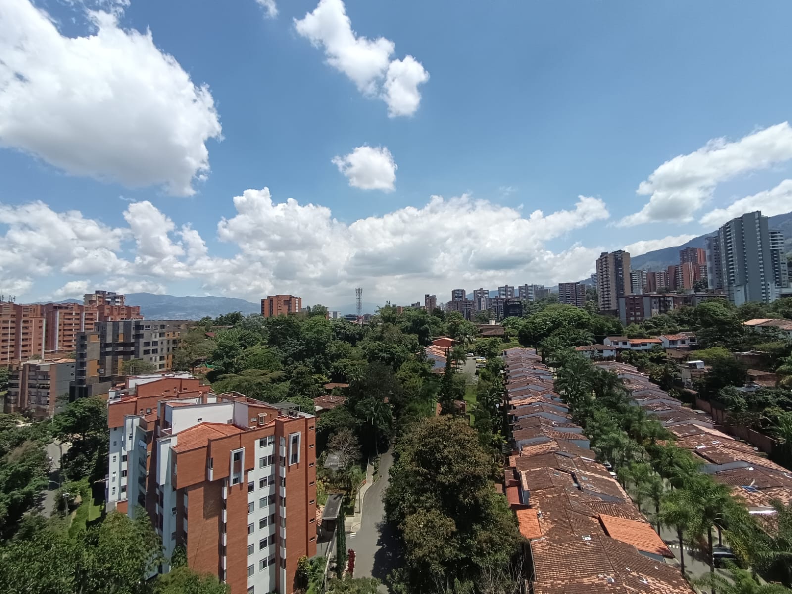 Apartamento en arriendo en Cumbres, Envigado · foto 8 de 20
