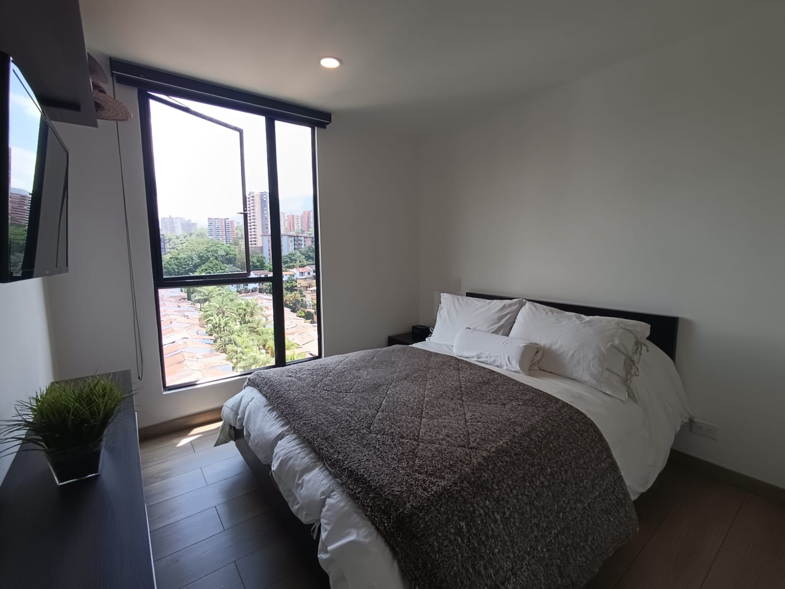 Apartamento en arriendo en Cumbres, Envigado · foto 17 de 20