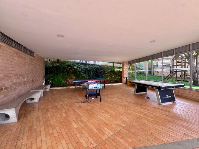 Apartamento de 3 alcobas en arriendo en Loma Del Escobero, Envigado, 98 m² · foto 5 de 20