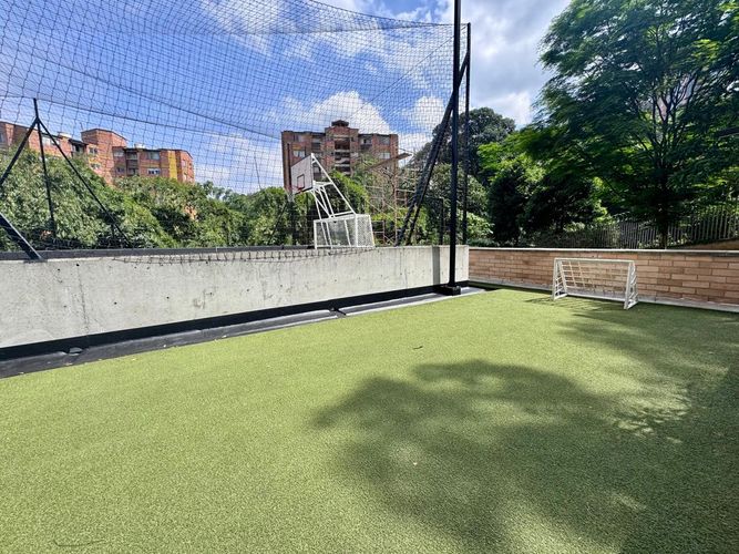 Apartamento de 3 alcobas en arriendo en Loma Del Escobero, Envigado, 98 m² · foto 6 de 20