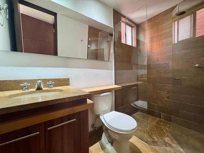 Apartamento de 3 alcobas en arriendo en Loma Del Escobero, Envigado, 98 m² · foto 12 de 20